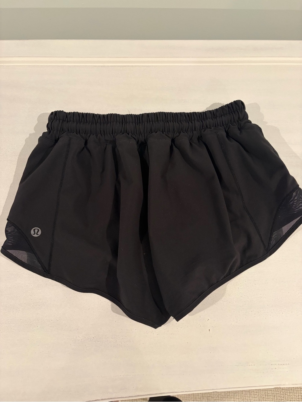 Lululemon Hotty Hot 2.5 Size 2 - Picture 2 of 2